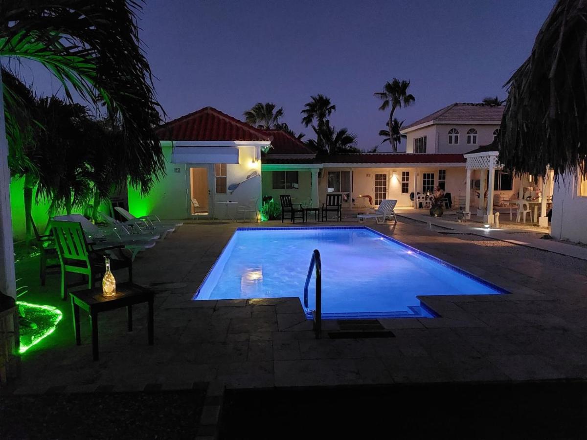 Tu Casita En Aruba Villa Palm Beach Esterno foto